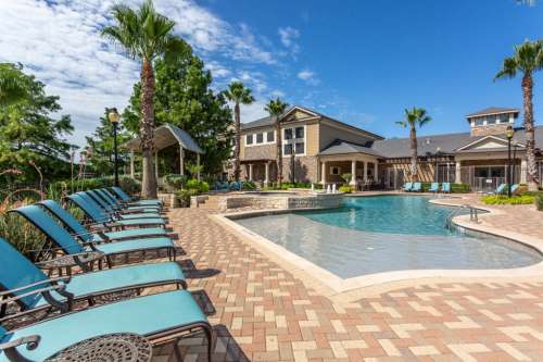 S Bed Las Brisas Apartment Homes 4